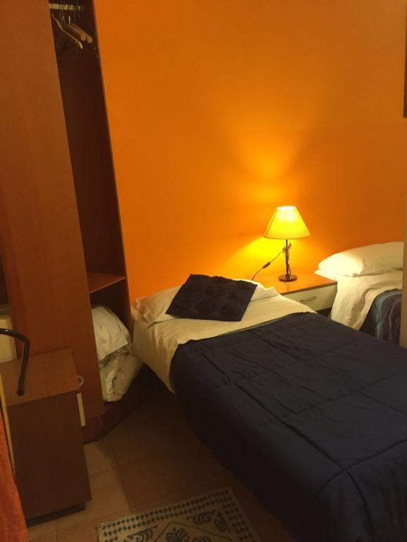 Moon House B&B Cagliari Luaran gambar