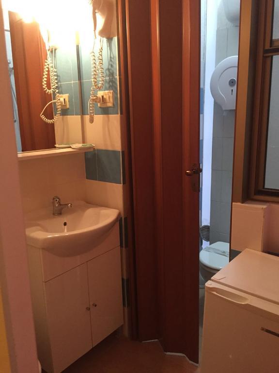 Moon House B&B Cagliari Luaran gambar