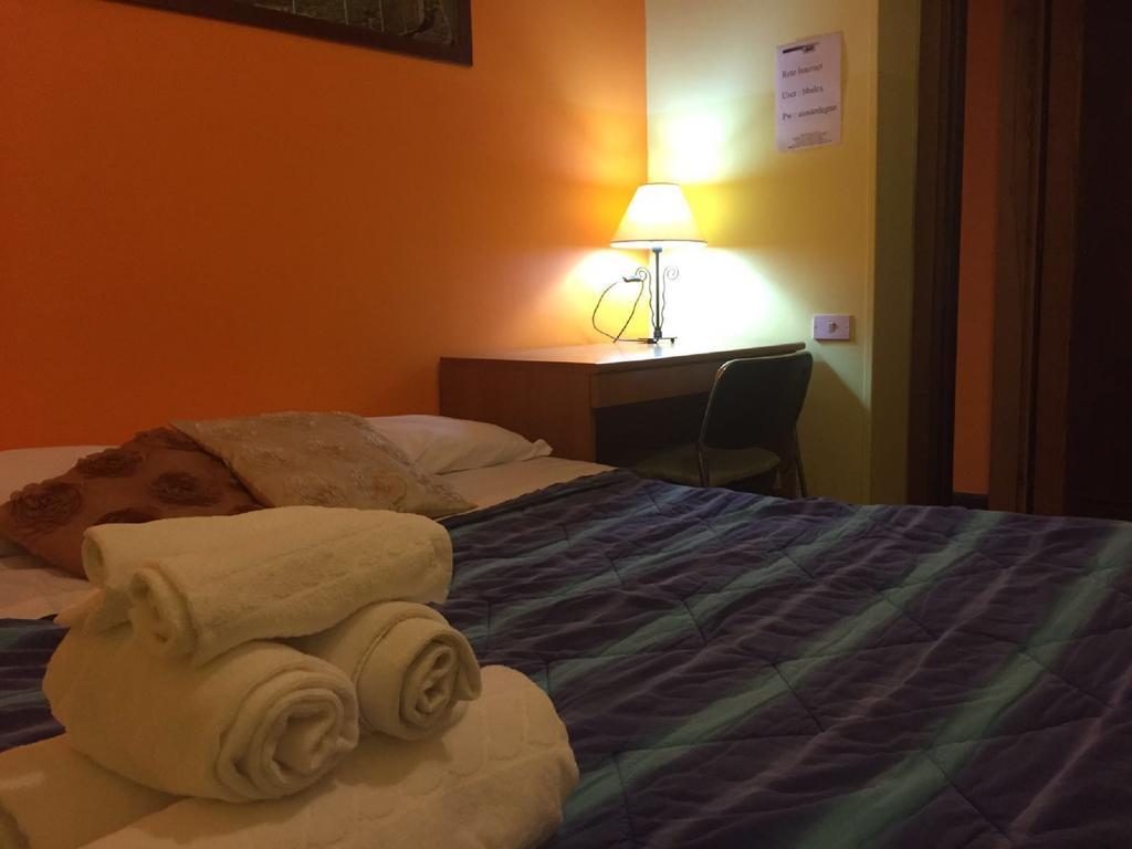 Moon House B&B Cagliari Luaran gambar