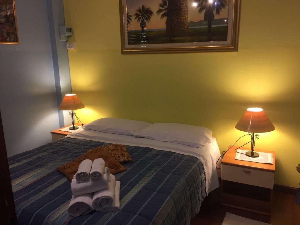 Moon House B&B Cagliari Luaran gambar